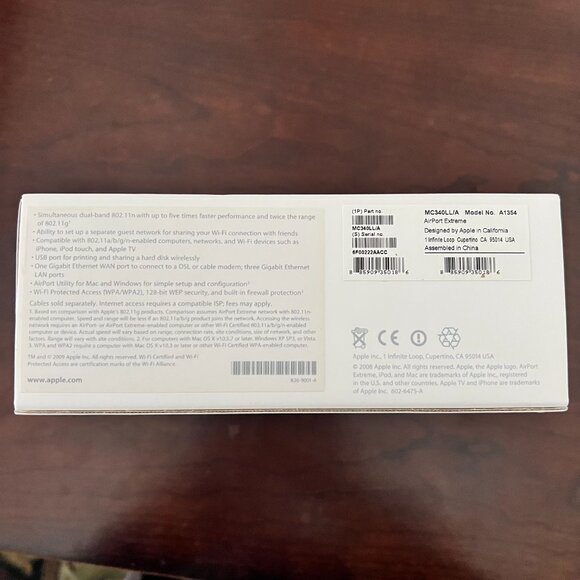 APPLE AirPort Extreme Station 802.11n Wi-Fi Router (Model No. A1354) - Picture 4 of 6